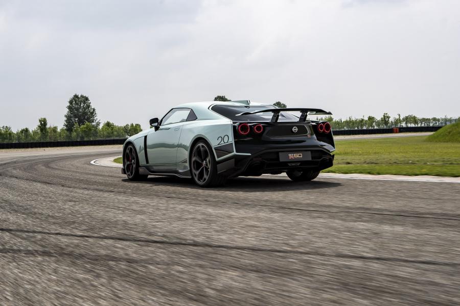  Nissan GT-R50 2019 года  (фото 47 из 52)